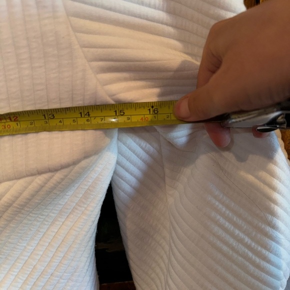 Eri + Ali Anthropologie White Bustier Low Cut Blouse with Puff Sleeves M Cropped - Picture 7 of 7